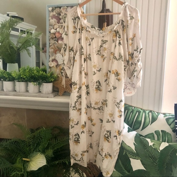 NWT Magnolia Flower Off The Shoulder Dress Fun Cold Shoulder Sleeve Plus 2X - Picture 2 of 6